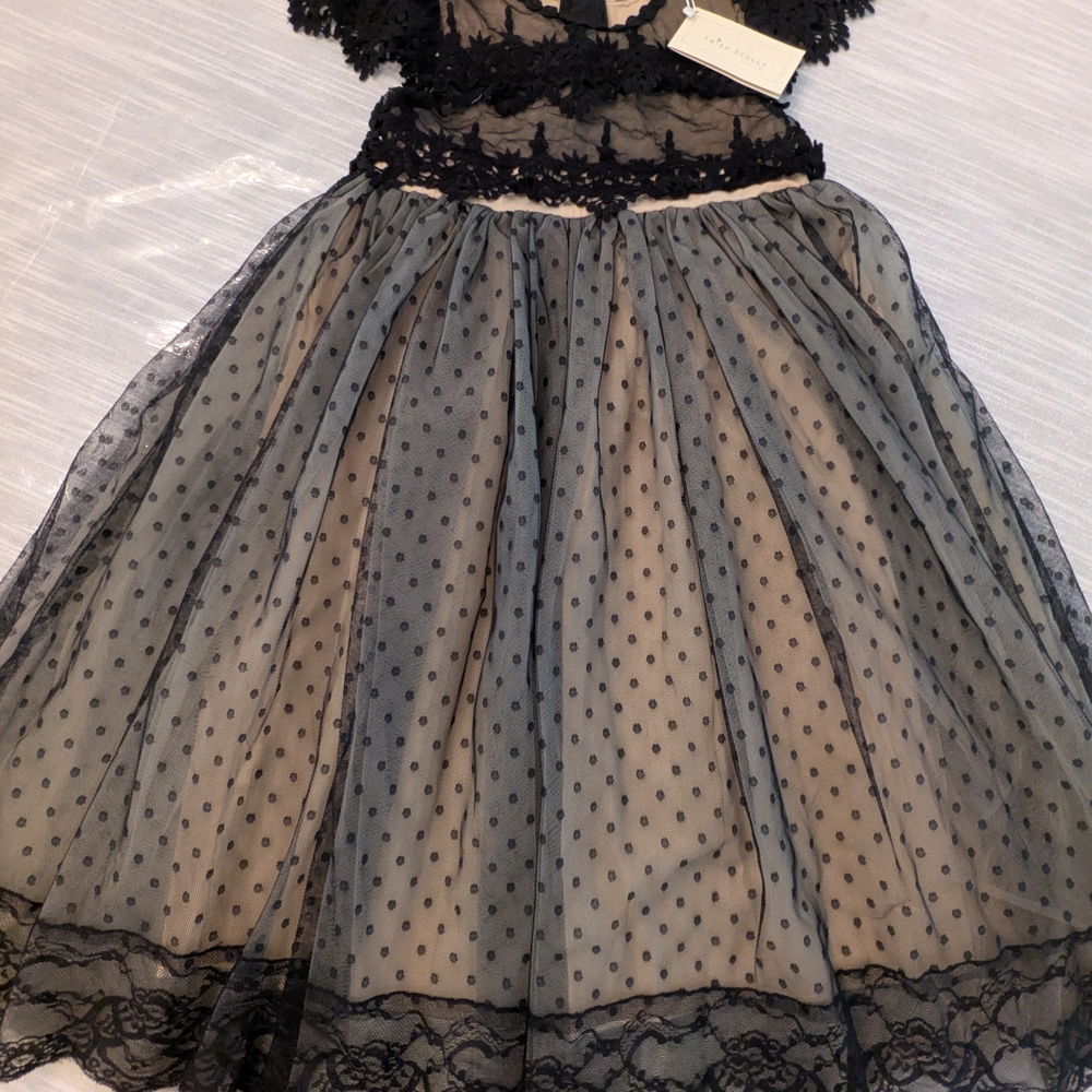 Charming Black Lace Kids Formal Dress